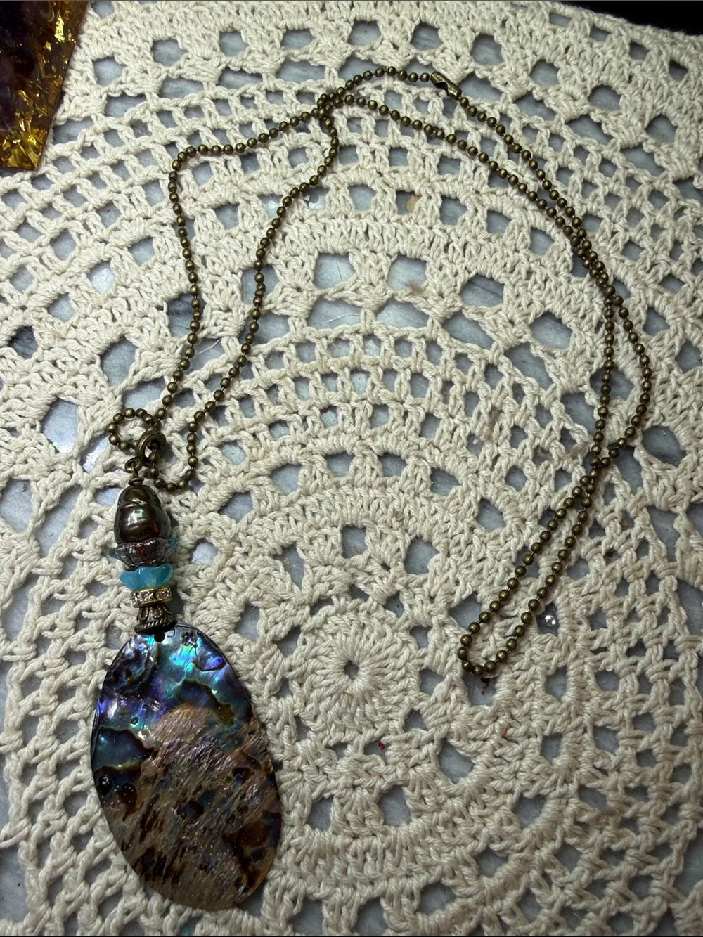 Abalone Shell Pendant 26” Necklace - Iridescent Blue Green - Unbranded